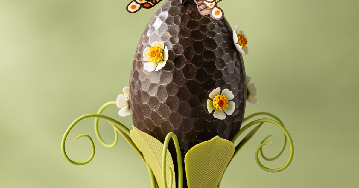 Easter egg showpiece | Veliche